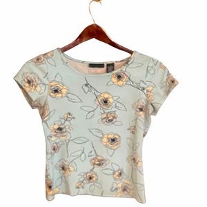 Apostrophe SP blue floral top.